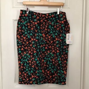 4/$30  LuLaRoe floral pencil skirt